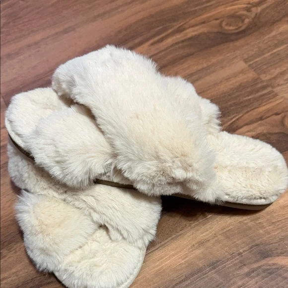 J.Crew Cozy Cream Women's Slippers - Picture 2 of 6
